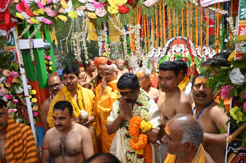 रथयात्रा महोत्सव में शामिल हुए राज्यपाल व सीएम Jharkhand districts news | jharkhand latest news | jharkhand latest hindi news | jharkhand news box bharat