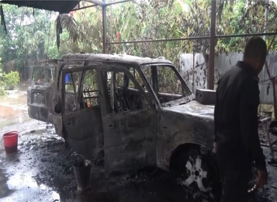 इंफाल में केंद्रीय मंत्री रंजन सिंह के आवास पर पेट्रोल बम फेंक कर आग लगाया गया india news | india latest news | india latest hindi news | india news box bharat