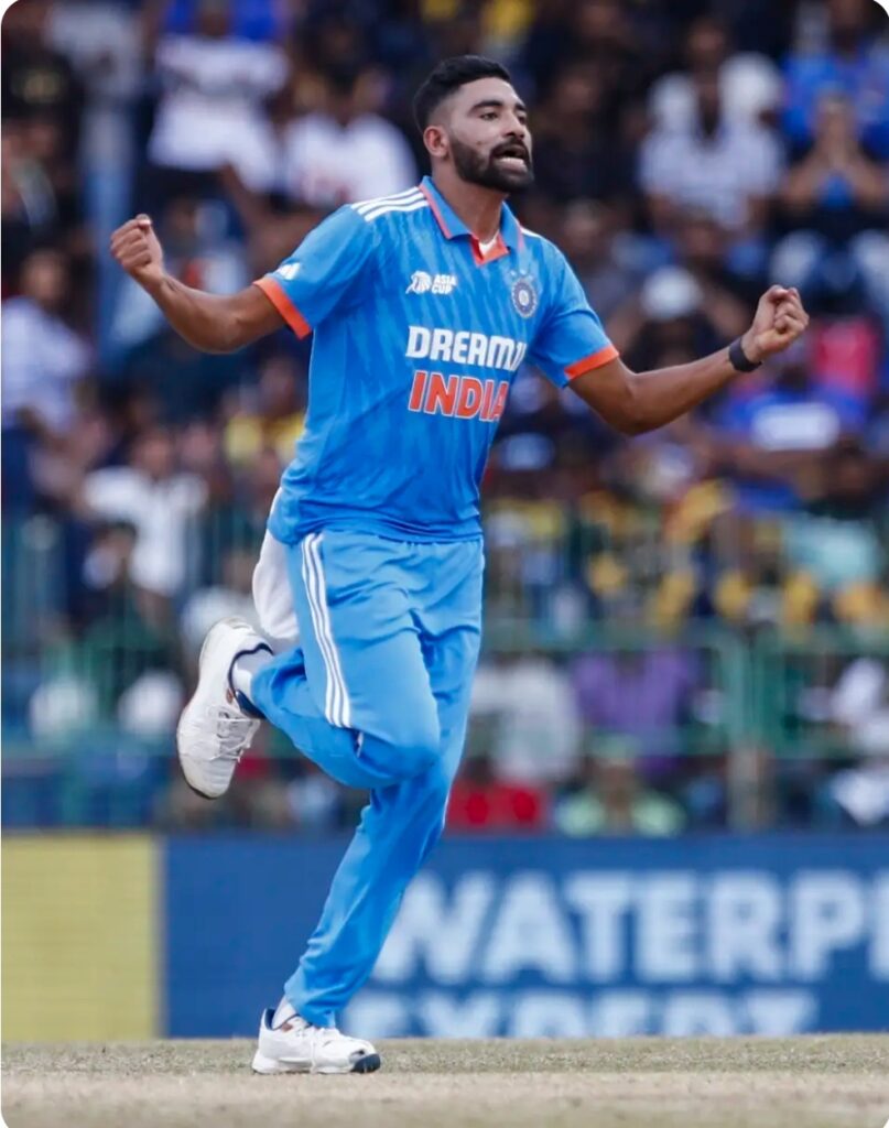 एशिया कप का खिताब भारत ने अपने नाम किया । श्रीलंका 10 विकेट से हारा मैच