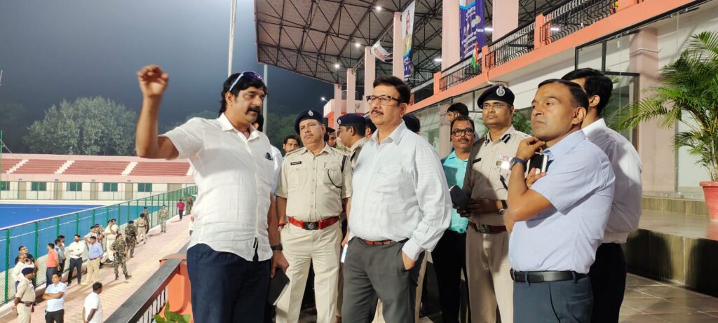 Preparations are in full swing for the Women's Asian Hockey Champions Trophy to be played in Ranchi from 27th. Additional Chief Secretary inspected the stadium