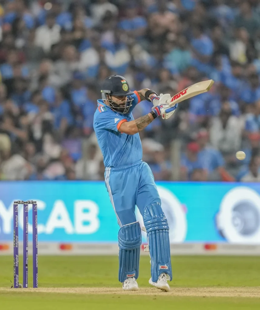 ICC Cricket World Cup 2023 : भारत की लगातार चौथी जीत | छक्का मारकर विराट कोहली ने शतक पूरा किया international news | international news latest news | international news latest hindi news | international news news box bharat