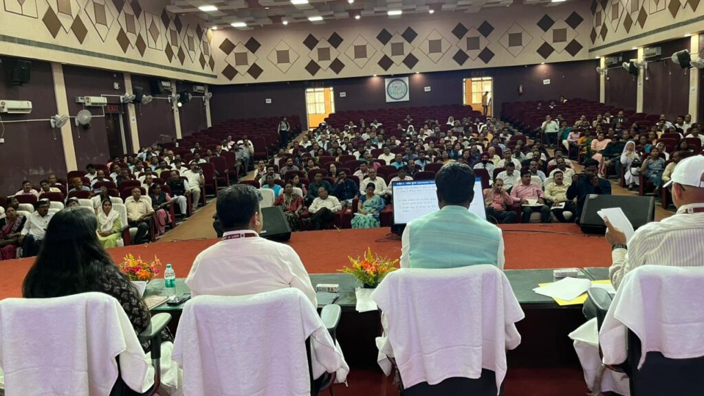 रांची में निजी स्कूलों पर प्रशासन का सख्त एक्शन, फीस, यूनिफॉर्म और किताबों को लेकर नए नियम लागू